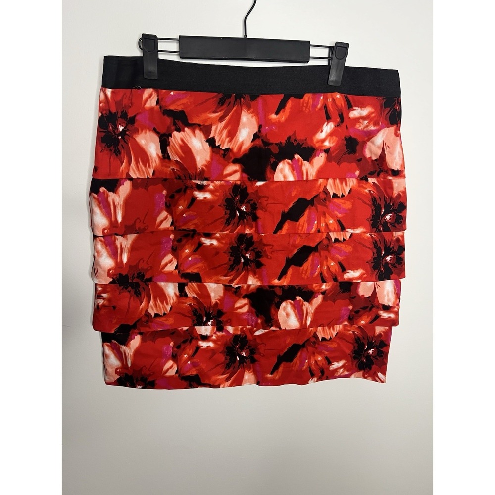 Larry Levine Women's 12 red ruffle layered skirt stretchy waist band office wear